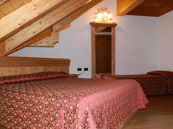 Others 5, Hotel Milano, Vicenza