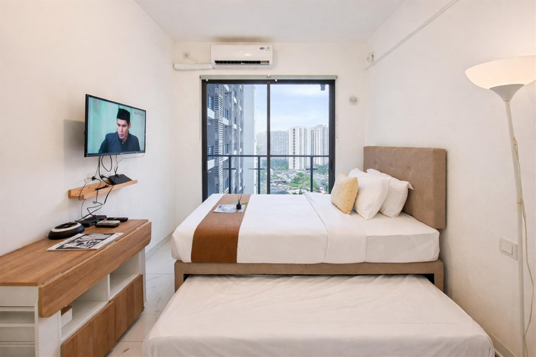 Others 4, White Tone Studio at Sky House BSD By Travelio, South Tangerang