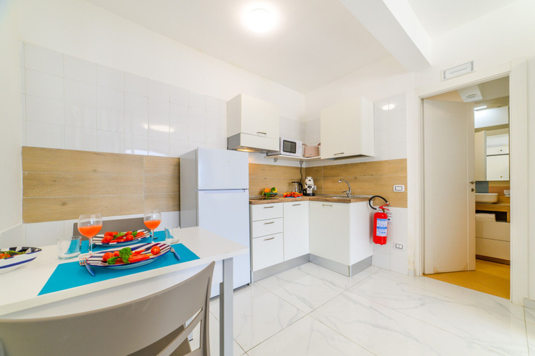 Private kitchen 4, Estate4home - Rose Suite, Napoli