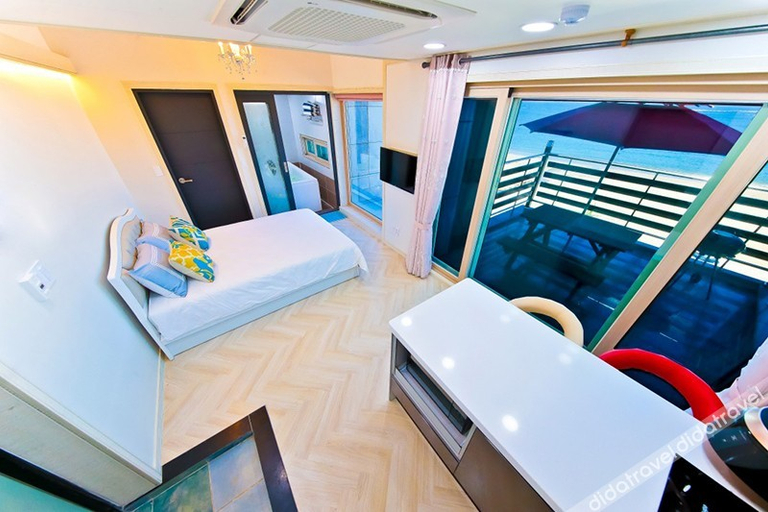Bedroom 2, Namhae South Marine Spa Pension, Namhae