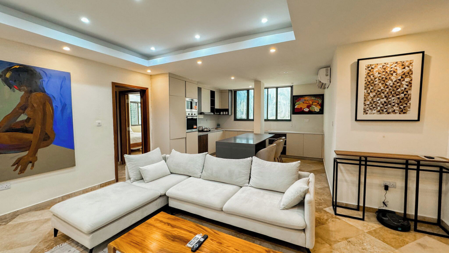 Others 3, Seven7 Residence, Accra