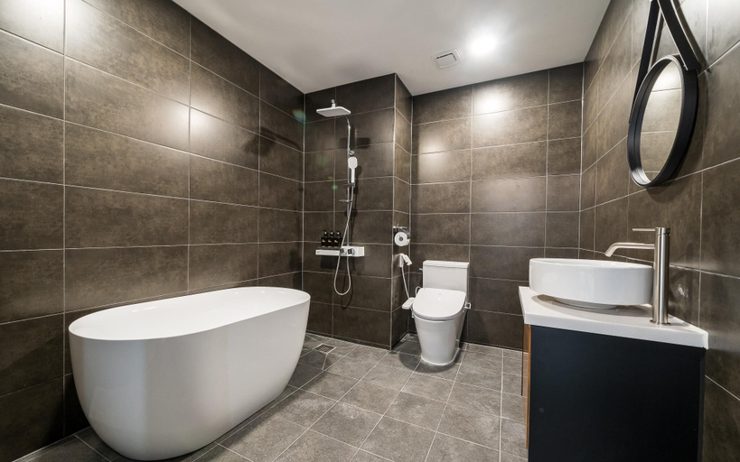 Bathroom 5, Wonju The Hotel, Wonju