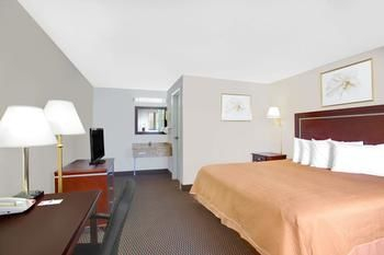 Others 3, Queen City Inn, Penobscot