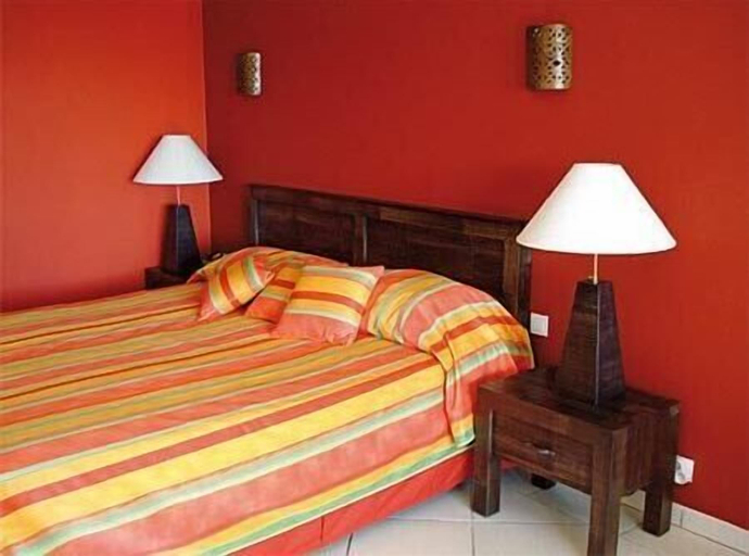 Bedroom 2, Tropical Manor Inn