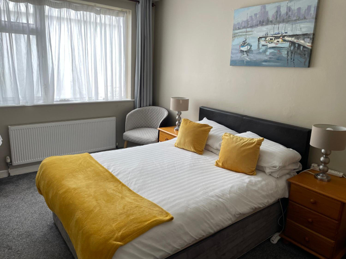 Bedroom 4, Fountain House