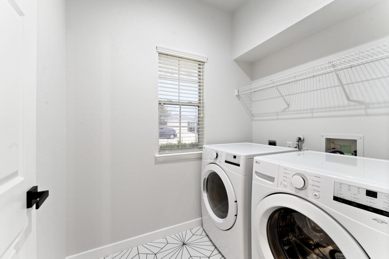 Others 1, Remote Work Friendly King Beds Fast Wifi 3BR, Travis