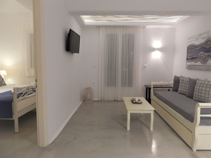 Bedroom 5, Dolphin Kastraki Studios, South Aegean