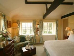 Others 5, The Angel Inn, West Sussex