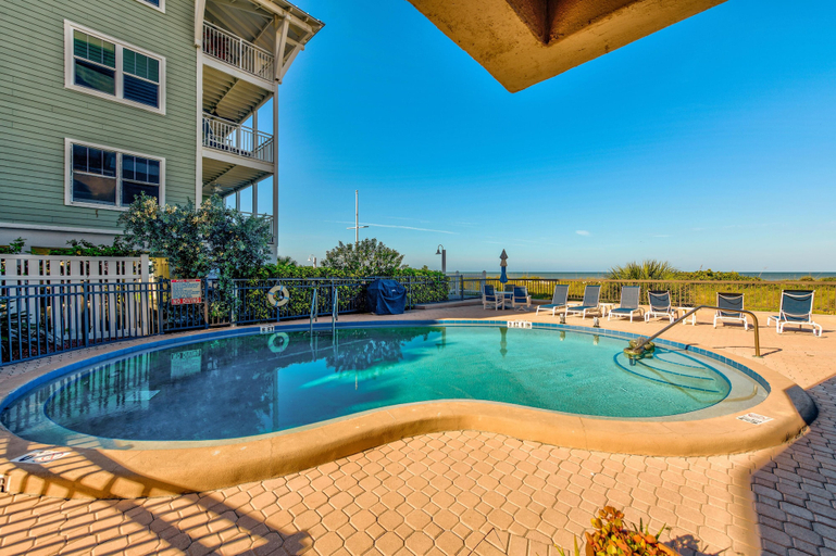 Sport & Beauty 3, Seahorse 401, Pinellas