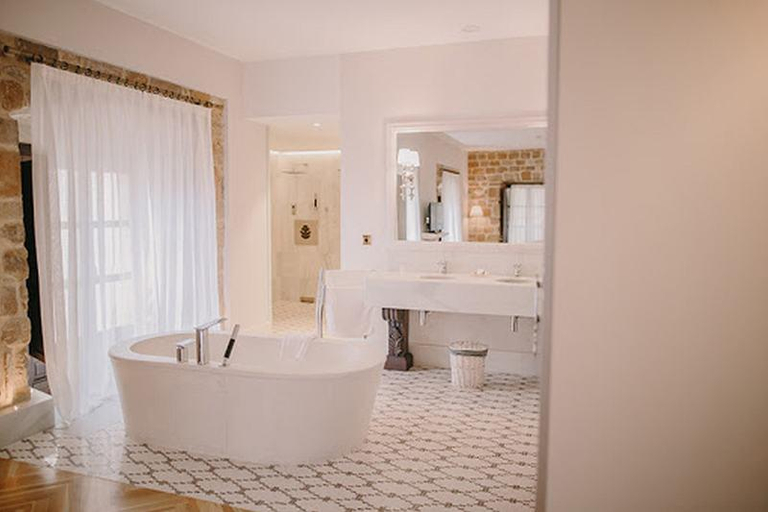 Bathroom 2, Palacio de Ubeda, Jaén