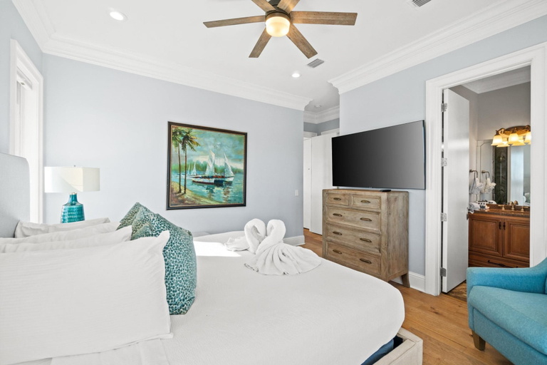 Bedroom 2, Beach House - Stairway to Heaven By Panhandle Getaways, Bay