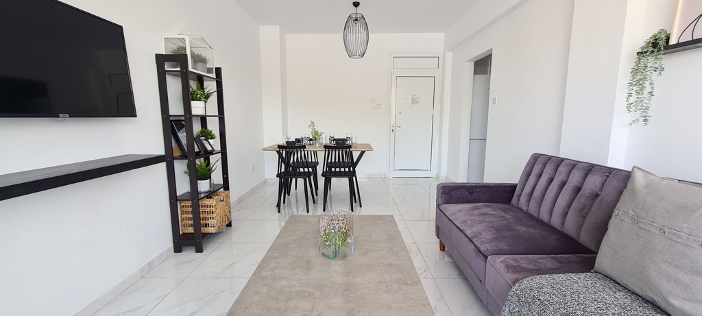 Others 2, Phaedrus Living: Seaside Executive Flat Harbour 206