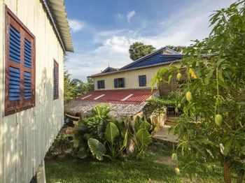 Exterior, Champa Lodge, Kampot
