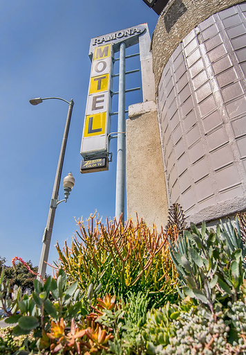 Others, The Ramona Inn, Los Angeles