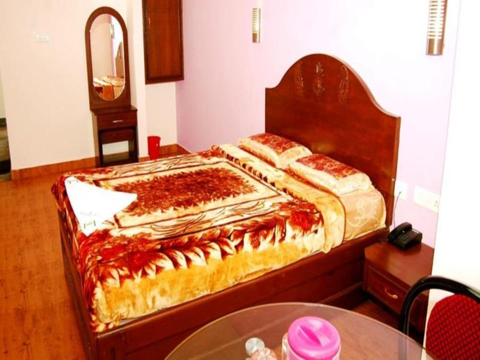 Bedroom 2, Hotel Green Park, Dindigul