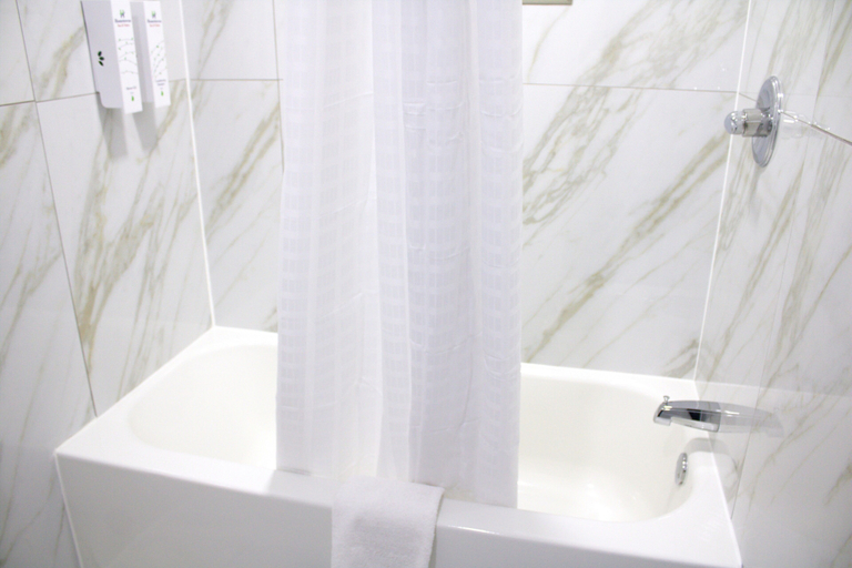 Bathroom 3, HavenPointe Inn & Suites, Scott