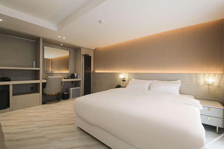 Bedroom 2, Gunsan Stay Tourist Hotel, Gunsan