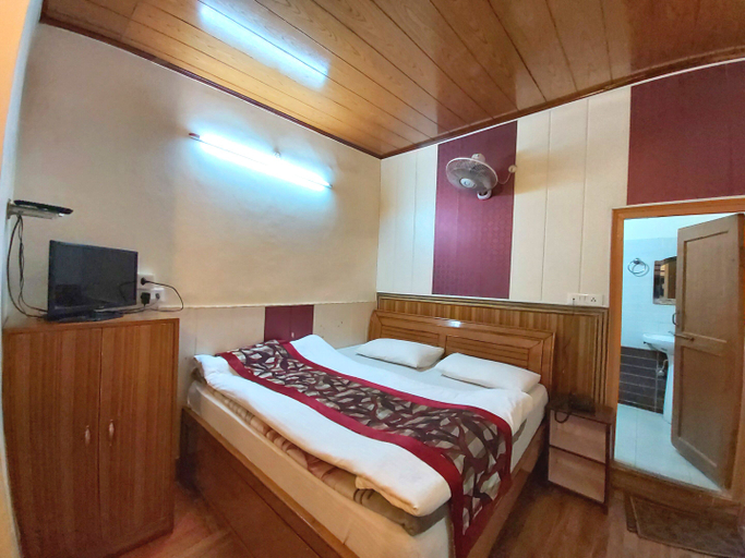 Bedroom 3, Goroomgo Moon Nainital, Nainital