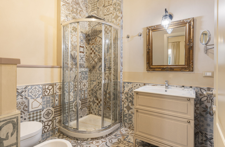 Bathroom 3, Appartamenti degli Artisti by Mmega, Florence