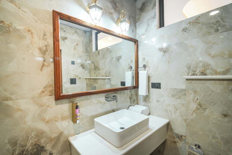 Bathroom 3, Rockwood Resort, Sirmaur