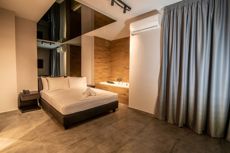 Others 5, Ruby Rooms Athens, Attica