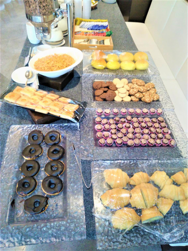 Food & Drinks 5, Eulogia Inn, Ahmadabad