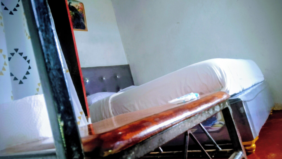 Room 3, Lauren Homes and Accomodations, Kikuyu