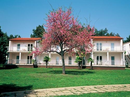 Exterior & Views, Ai Pini Medulin Resort, Medulin