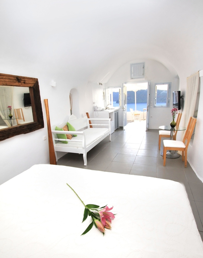 Bedroom 2, Finesse Suites, South Aegean