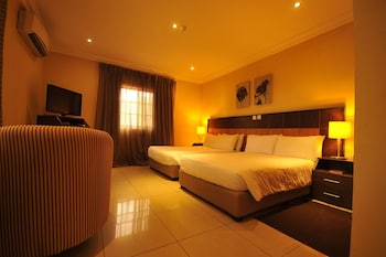 Others 3, Best Western Homeville, Ikpoba-Okha