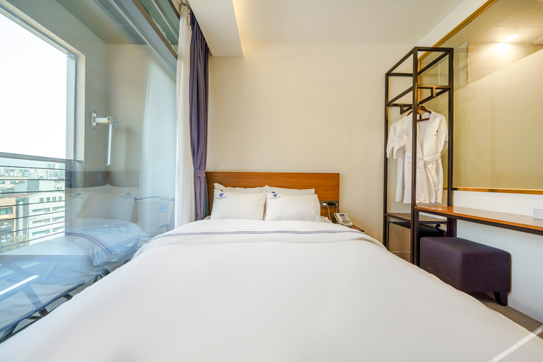 Bedroom 4, Jamsil Mary Jane, Songpa