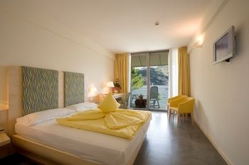 Others 4, Beach Hotel Du Lac, Verona