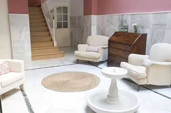 Others 5, Life Apartments Quintana, Sevilla
