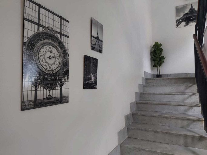 Public Area, Residence La Red, Milano