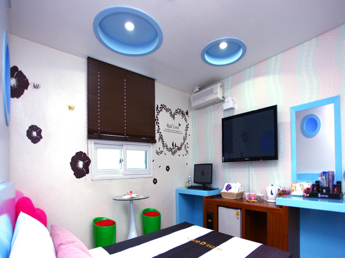 Bedroom 2, Goodstay Q Hotel, Yongin
