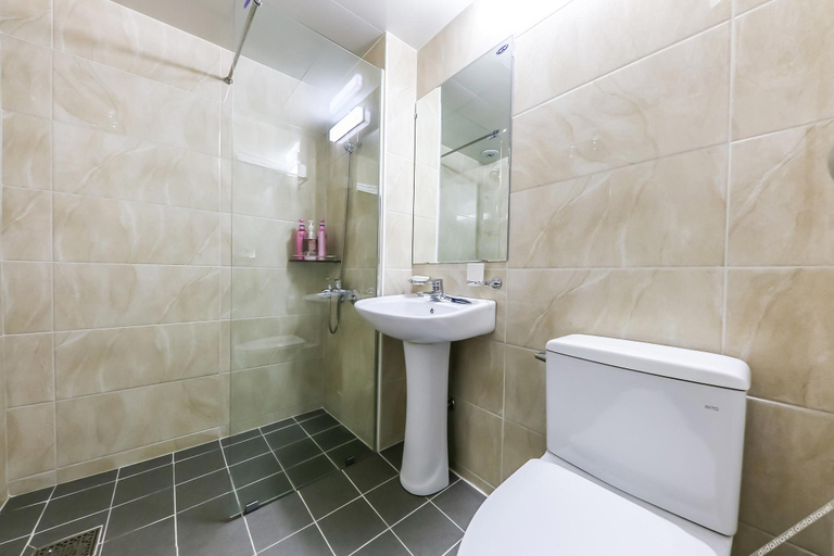 Bathroom 4, Dangjin Sapgyoho Beach Park, Dangjin