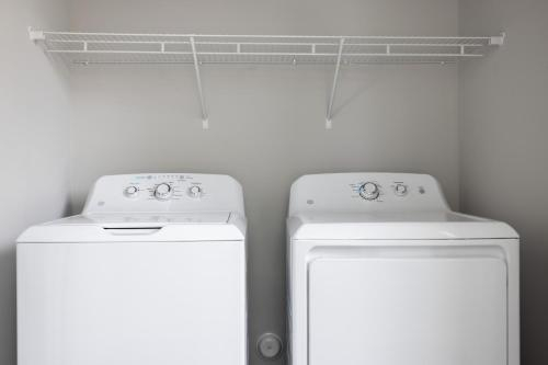Others 4, Mint House Greenville – West End, Greenville