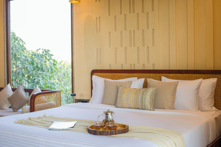 Room 3, ELIVAAS Cows & Cuddles 4 BHK, Udaipur