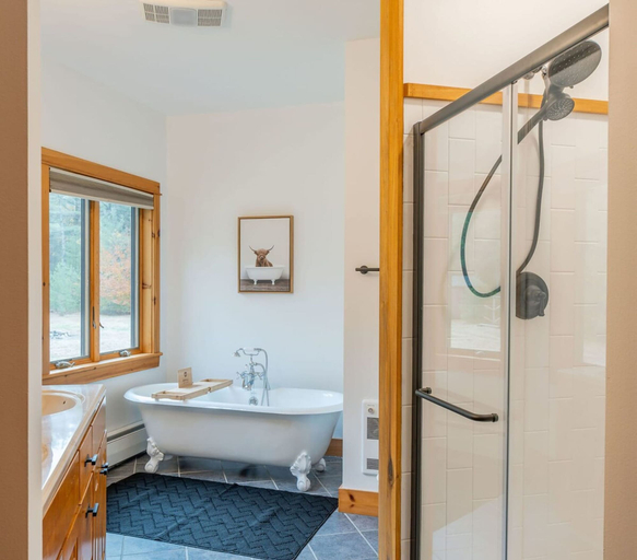 Room 2, Whiteface Views Hot Tub Game Room Dog Friendly, Essex