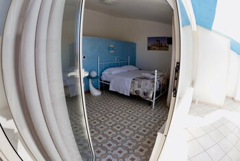 Others 2, Villa Elite, Agrigento
