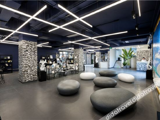 Others 5, Yijian Inn, Sanya