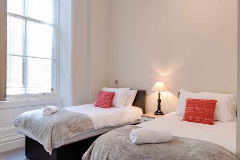Room 3, One by Elite, Sefton