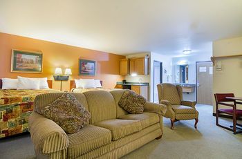 Others 3, Rodeway Inn, Pawnee