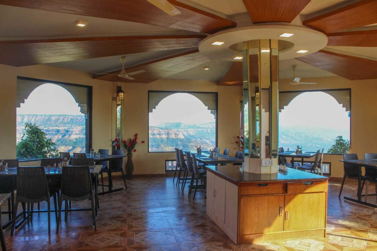 Food & Drinks 5, Rockford Resort, Satara