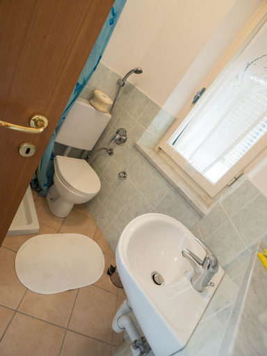Bathroom 5, Carmelina Tiny Village Room, La Spezia