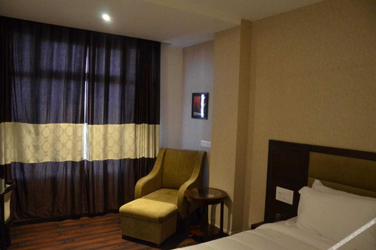 Bedroom 4, HOTEL FORTUNE BLUE, Sikar