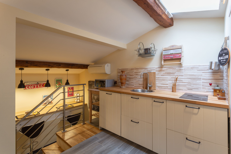 Others 5, Carla's Rooms with Private Bathroom & Kitchen, Florence