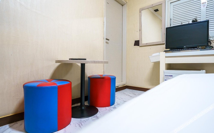 Bedroom 4, Strange Stay Bupyeong Branch, Gyeyang