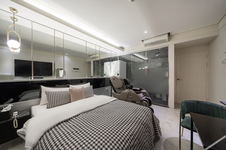 Bedroom 4, Yongin Legend Hotel, Seongnam