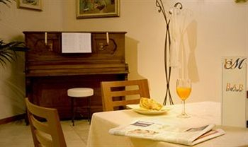 Others 3, Hotel Michelangelo, Arezzo